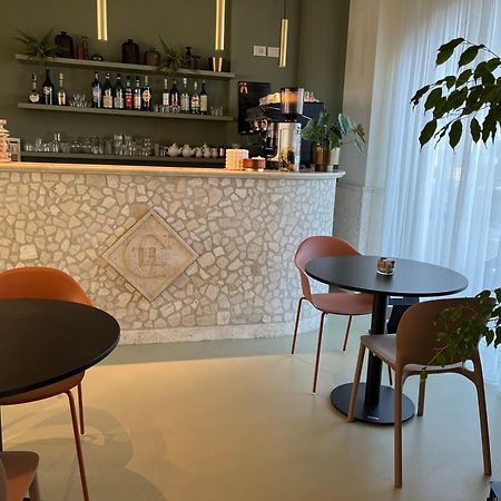 Hotel Capital Cupra Marittima Kültér fotó