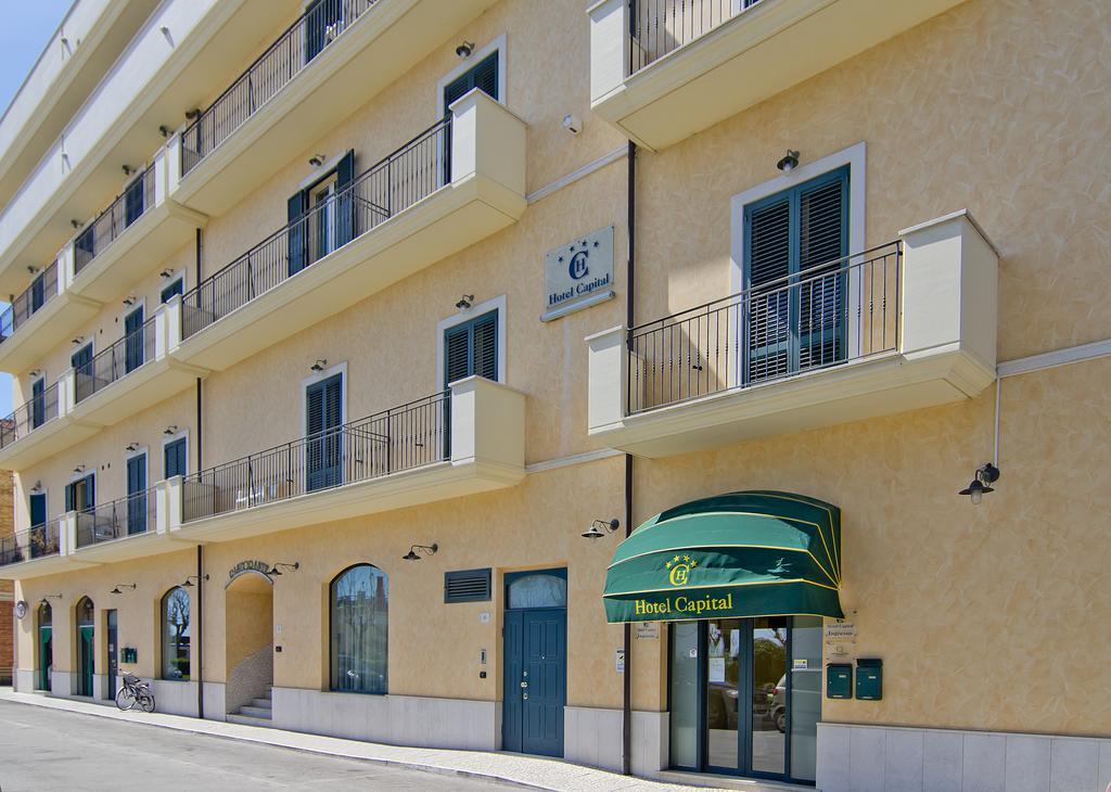 Hotel Capital Cupra Marittima Kültér fotó